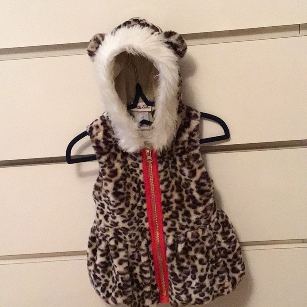 Leopard print faux fur vest with hood